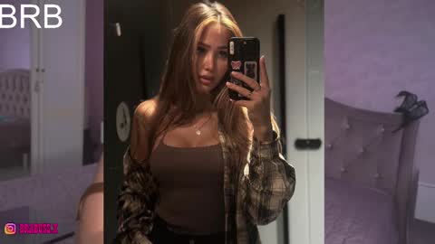 Lana  online show from 02.10.25