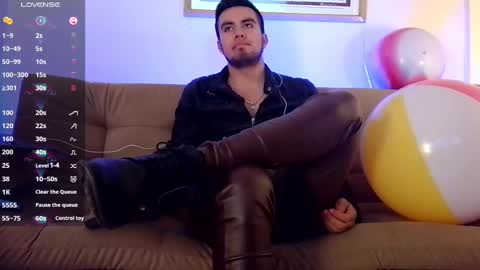 Bradley Colton Independ Model online show from 02.18.25