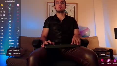 Bradley Colton Independ Model online show from 03.11.25