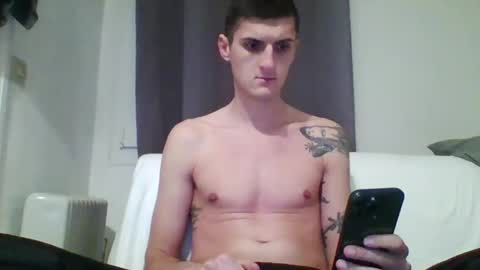 Snapshot of bradleytravis chatting on 12.03.24 Bradly online show from 12.03.24