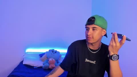 Snapshot of bradlovemma_ chatting on 02.11.25 BradLovEmma  online show from 02.11.25