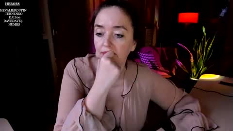 I see you X-twitter its braingirl online show from 12.01.24