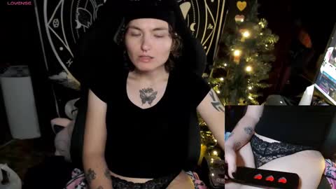 Snapshot of brandiwrld999 chatting on 12.18.24 BrandiWRLD999 online show from 12.18.24