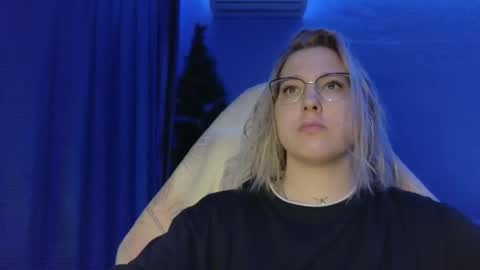 Snapshot of brandy__stars chatting on 12.14.25 Belle online show from 12.14.25