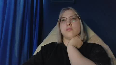 Snapshot of brandy__stars chatting on 03.12.26 Belle online show from 03.12.26