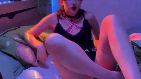 Snapshot of brandy_queen chatting on 07.05.26 Aurorabut ur dad just calls me Rory online show from 07.05.26