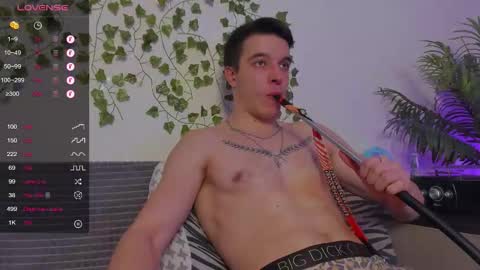 Snapshot of bravo_maestro chatting on 02.10.26 Johny Bravo online show from 02.10.26