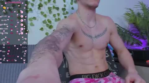 Snapshot of bravo_maestro chatting on 03.11.26 Johny Bravo online show from 03.11.26