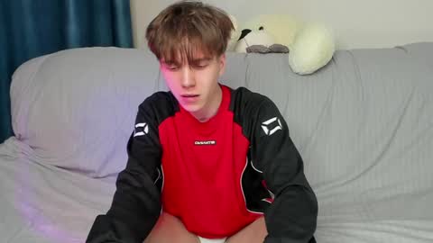 Snapshot of braxiboy chatting on 12.22.24 Brax online show from 12.22.24