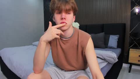 Snapshot of braxiboy chatting on 02.03.25 Brax online show from 02.03.25