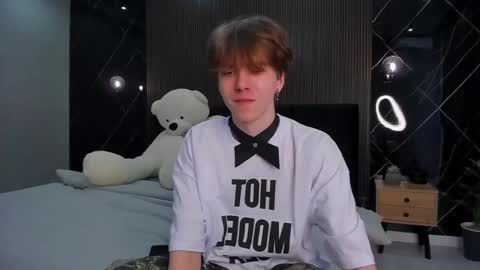 Snapshot of braxiboy chatting on 02.26.25 Brax online show from 02.26.25