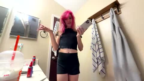 bray19509 online show from 12.19.25