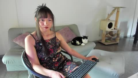Snapshot of breakfastwithtiffanys chatting on 05.03.26 breakfastwithtiffanys online show from 05.03.26