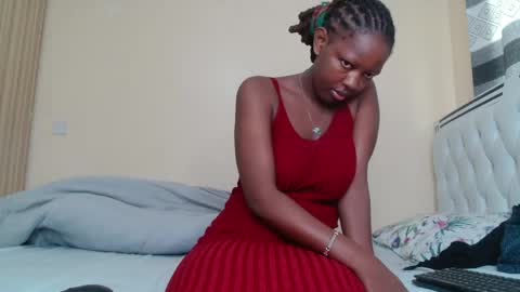 Snapshot of bree_beauty chatting on 05.22.26 bree_beauty online show from 05.22.26
