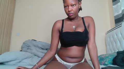 Snapshot of bree_beauty chatting on 05.23.26 bree_beauty online show from 05.23.26