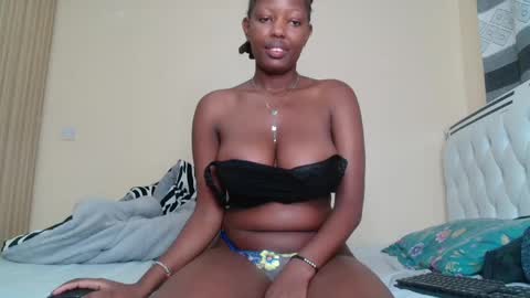 Snapshot of bree_beauty chatting on 05.23.26 bree_beauty online show from 05.23.26