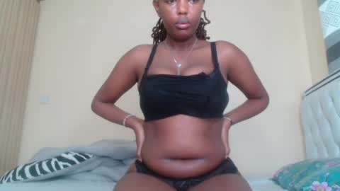 Snapshot of bree_beauty chatting on 07.16.26 bree_beauty online show from 07.16.26