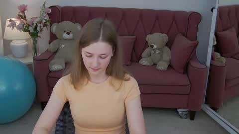 Snapshot of bree_sky chatting on 04.14.26 Bree online show from 04.14.26