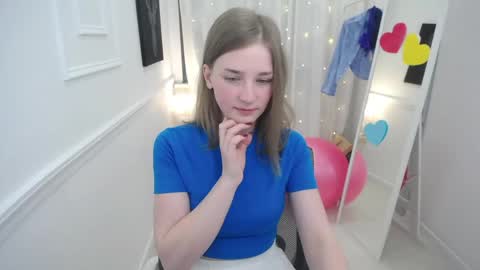 Snapshot of bree_sky chatting on 05.11.26 Bree online show from 05.11.26