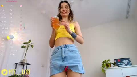 Snapshot of breeding_material chatting on 07.15.26 Ashley Dolce and Lou online show from 07.15.26