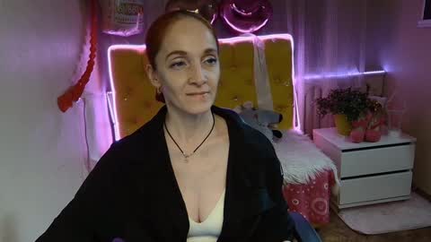 Snapshot of breeterner chatting on 03.03.25 breeterner online show from 03.03.25