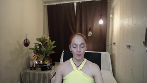 Snapshot of breeterner chatting on 03.05.25 breeterner online show from 03.05.25