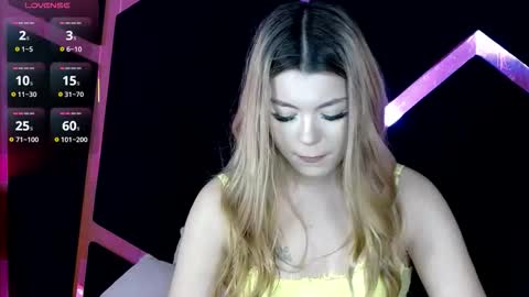 Zeline online show from 12.13.25