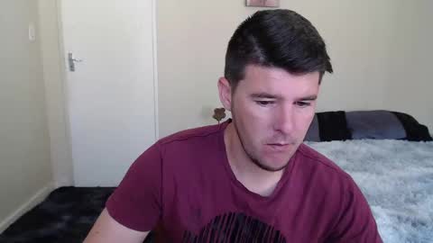 Snapshot of brendansexyboy098754 chatting on 12.10.24 ask me lol online show from 12.10.24