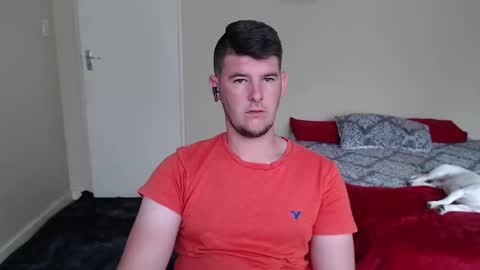 Snapshot of brendansexyboy098754 chatting on 12.15.24 ask me lol online show from 12.15.24