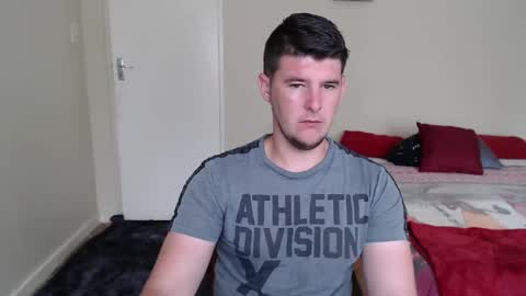 Snapshot of brendansexyboy098754 chatting on 12.27.24 ask me lol online show from 12.27.24