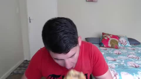 Snapshot of brendansexyboy098754 chatting on 12.30.24 ask me lol online show from 12.30.24