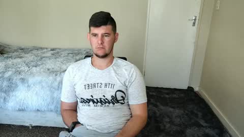 Snapshot of brendansexyboy098754 chatting on 01.13.25 ask me lol online show from 01.13.25