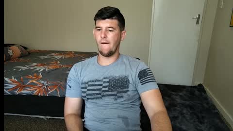 Snapshot of brendansexyboy098754 chatting on 01.19.25 ask me lol online show from 01.19.25