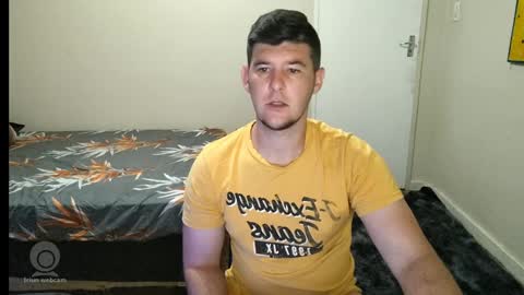 Snapshot of brendansexyboy098754 chatting on 01.23.25 ask me lol online show from 01.23.25