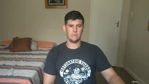 Snapshot of brendansexyboy098754 chatting on 02.14.25 ask me lol online show from 02.14.25