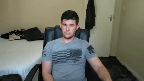 Snapshot of brendansexyboy098754 chatting on 09.22.25 ask me lol online show from 09.22.25