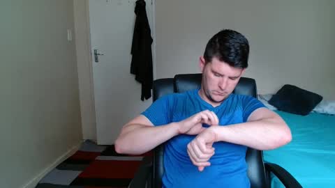 Snapshot of brendansexyboy098754 chatting on 11.03.25 ask me lol online show from 11.03.25