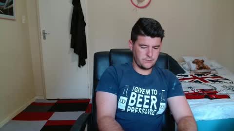 Snapshot of brendansexyboy098754 chatting on 02.07.26 ask me lol online show from 02.07.26