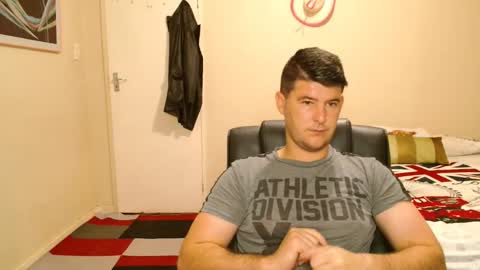 Snapshot of brendansexyboy098754 chatting on 02.25.26 ask me lol online show from 02.25.26