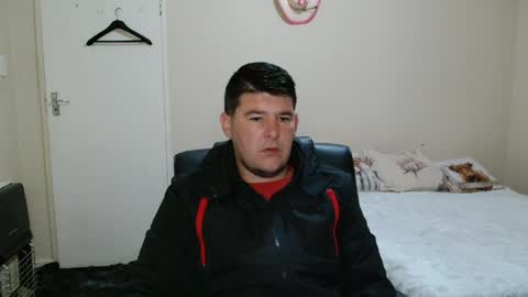 Snapshot of brendansexyboy098754 chatting on 05.26.26 ask me lol online show from 05.26.26