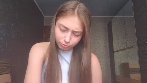 Snapshot of brendelle chatting on 02.03.26 Mia online show from 02.03.26