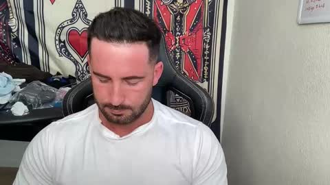 Snapshot of brettmycles chatting on 02.18.26 Brett Mycles online show from 02.18.26