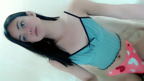 Snapshot of brianah_sexydoll chatting on 09.29.25 brianah_sexydoll online show from 09.29.25