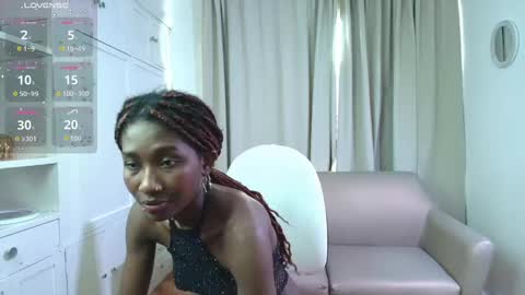 Snapshot of brianna_styles chatting on 12.18.25 brianna_styles online show from 12.18.25
