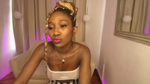 Snapshot of brianna_styles chatting on 05.20.26 brianna_styles online show from 05.20.26