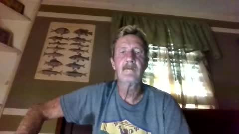 Snapshot of brickmaster2021 chatting on 06.06.26 Mike online show from 06.06.26