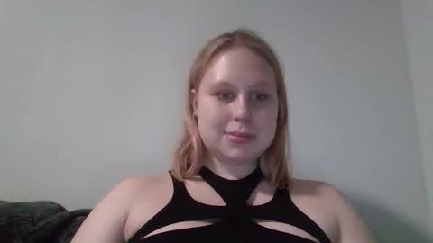 Snapshot of bridget_kiss chatting on 02.22.26 bridget_kiss online show from 02.22.26
