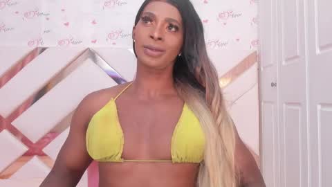 Snapshot of briggittebony chatting on 03.08.25 BIRGGITTEBONY online show from 03.08.25