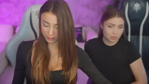 Diamonds Girls online show from 10.29.25