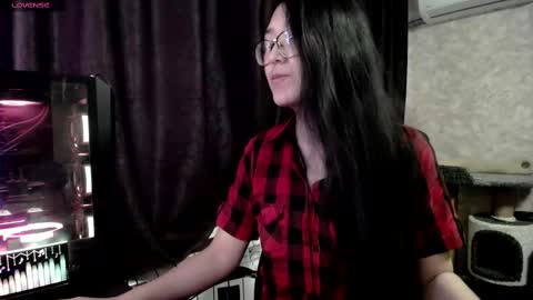 Aisha online show from 02.24.25